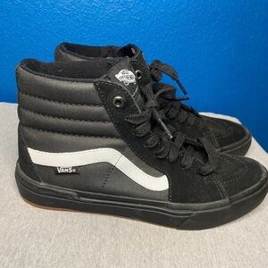 Vans hightops women’s 7.5 men’s 5.5